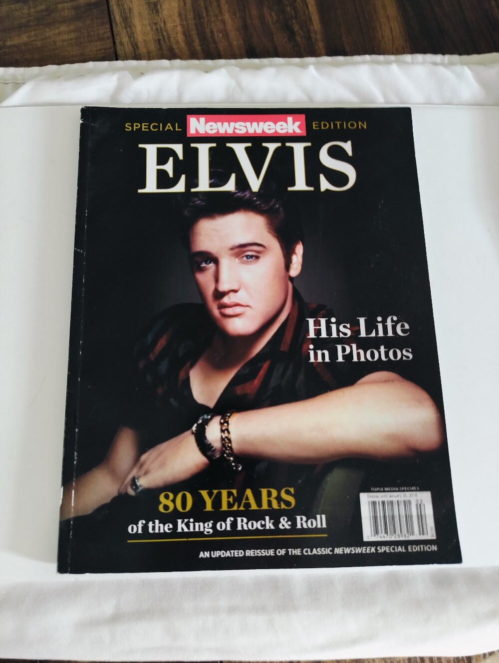 Elvis Newsweek Magazine Special Edition His Life In Photos 80 Years Of The King